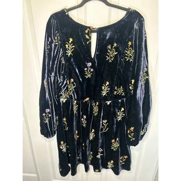 Anthropologie Embroidered Shimmer Velvet Floral Mini Dress Navy Blue XL - Picture 6 of 12